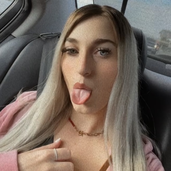 Meet your Posher, Jasmine - Picture 1 of 1